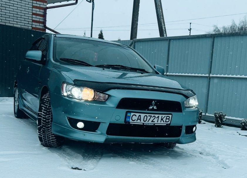 Mitsubishi lancer EX (GLS)