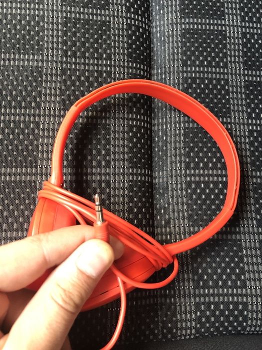 Навушники Turkish Airlines