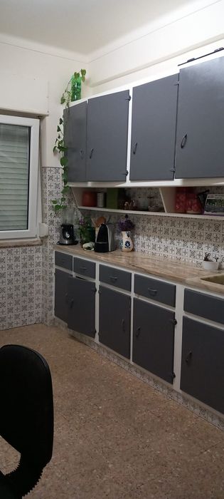 Quarto Grande  tudo incluído Tv e Internet