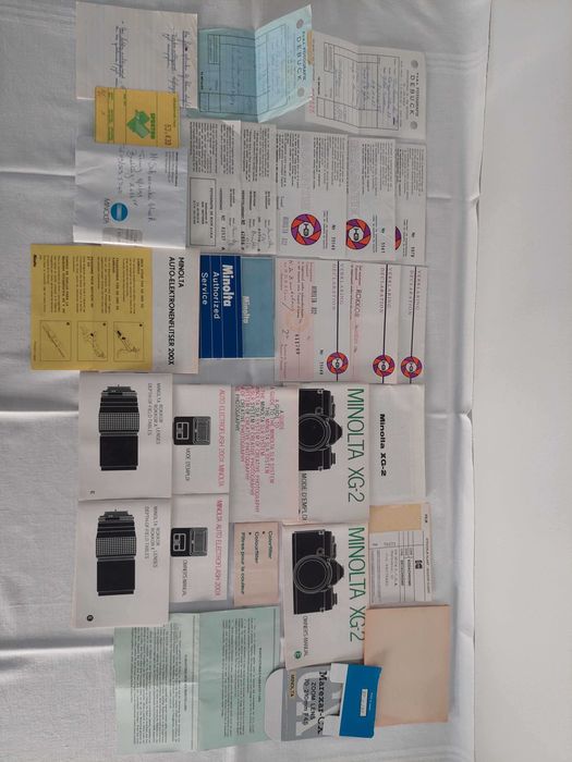 Minolta XG2 + 3 objetivas, flash e mala de couro