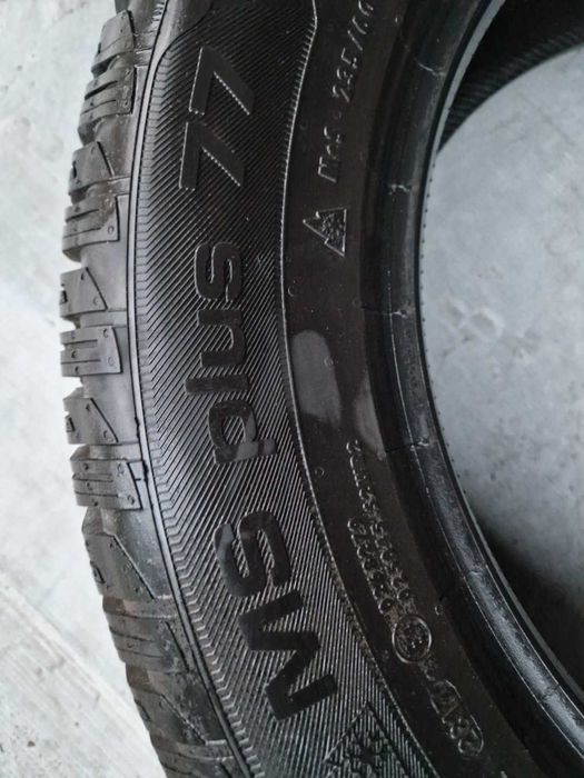 2szt UNIROYAL MSPlus77 235/60/18 107V XL 8mm Opony Zimowe Zima
