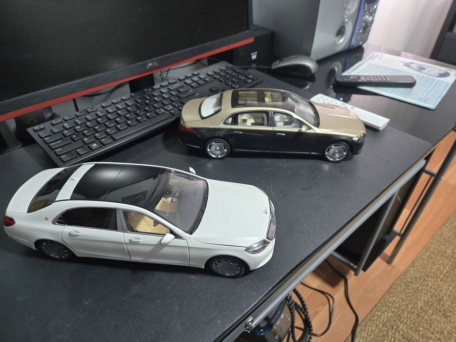 Mercedes-Maybach 1:18