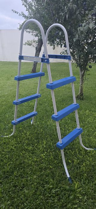 Escada para piscina