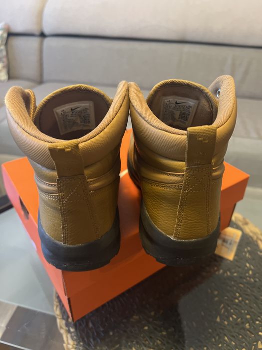 Buty zimowo-jesienne Nike r.36,5