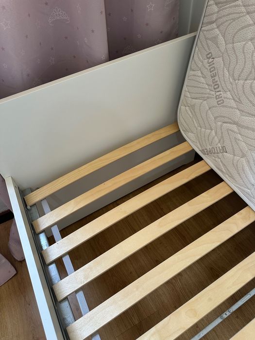 Cama Solteiro IKEA + Colchão