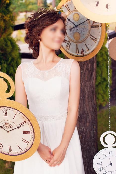 Продам весільну сукню