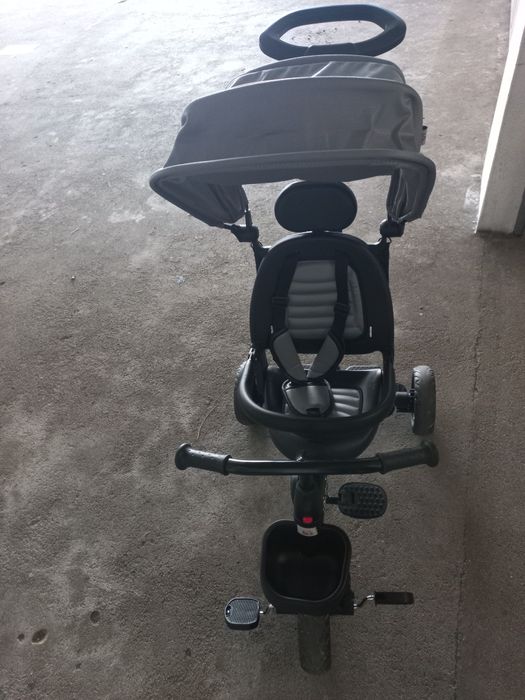 Triciclo  bebe novo