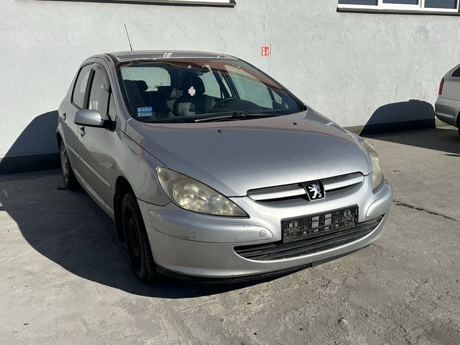 Peugeot 307 2001 1.6b w całosci na części