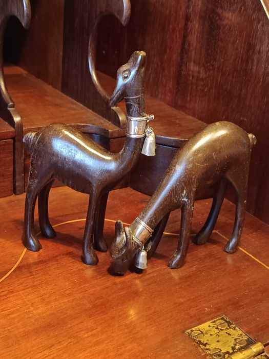 Esculturas Madeira e Prata Contrastada iLaria 925 12 cm