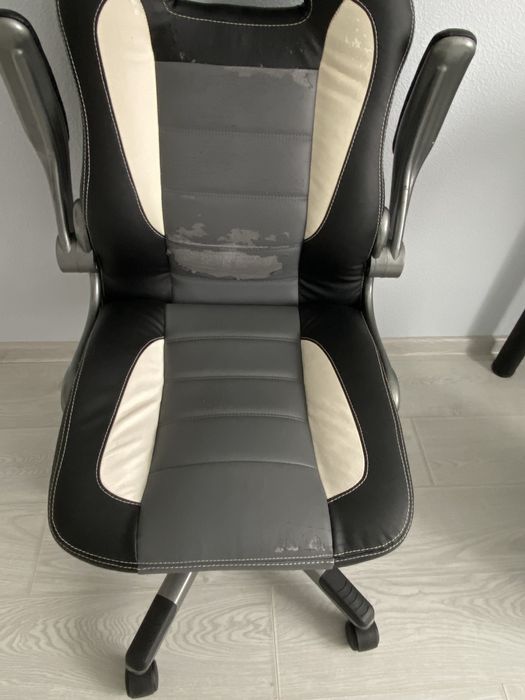 Компʼютерне крісло Новий стиль Razer