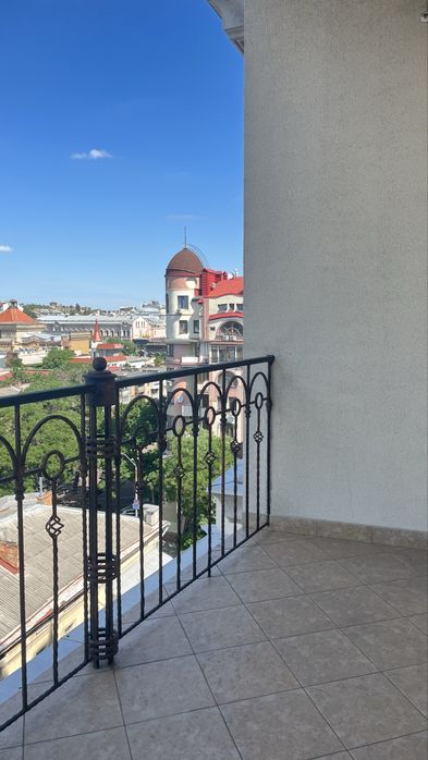 Квартира в центре, панорама на город, Замок Цветов