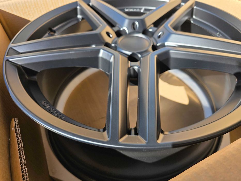 [N56] 19 Cali 5x112 NOWE Felgi aluminiowe Audi A6 A4A5A7 KOZAK Q3 Q5 8,5Jx19H2 ET35