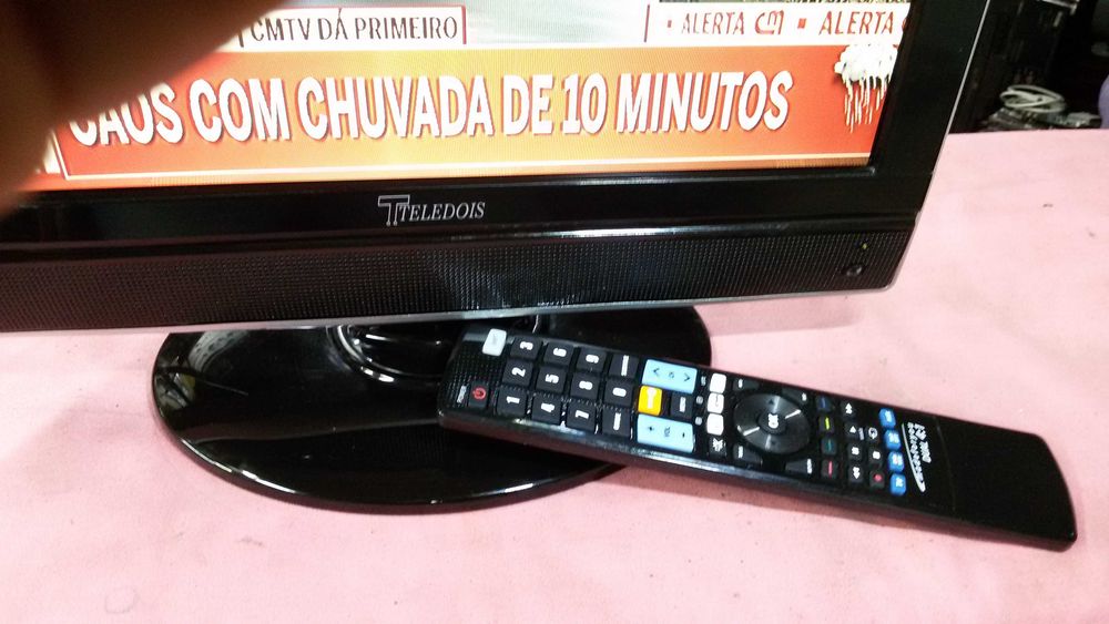 tv lcd teledois sk-1502tv  15 polgadas
