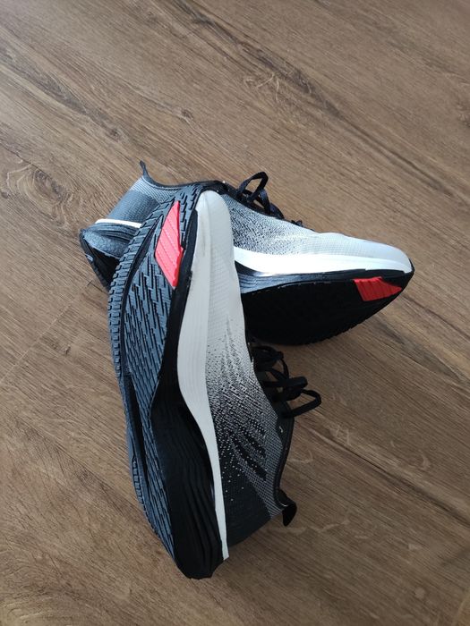 Sapatilhas de Running Anta (Modelo ANTA RKT 1)