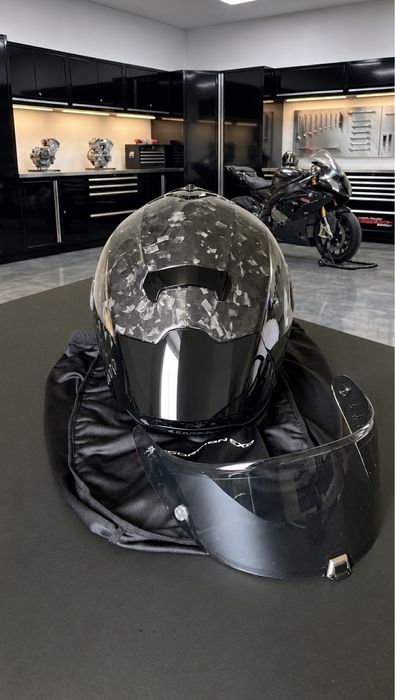 Capacete Exo-R1 Evo II Onyx Carbon Air Solid NOVO