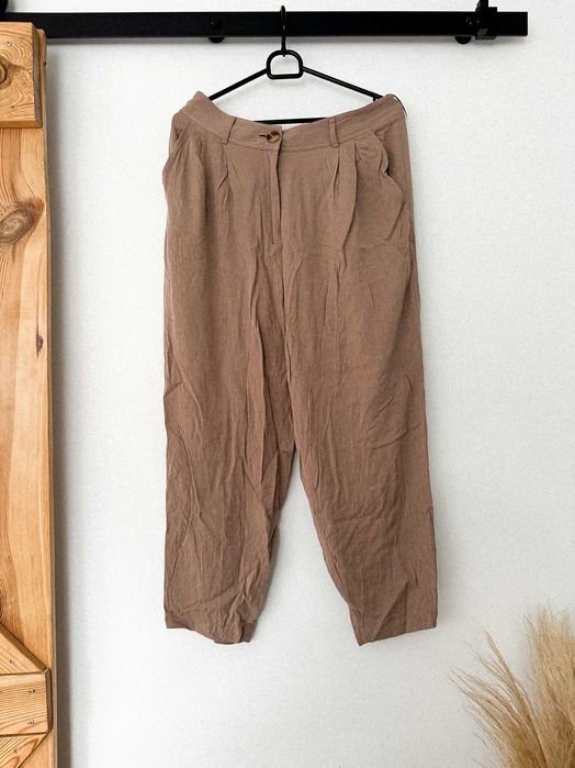 Spodnie damskie beżowe 3/4 Bonprix luźne z kieszeniami wiskoza L/40