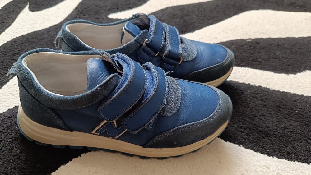 Шкіряні ортопедичні кросівки 34 р