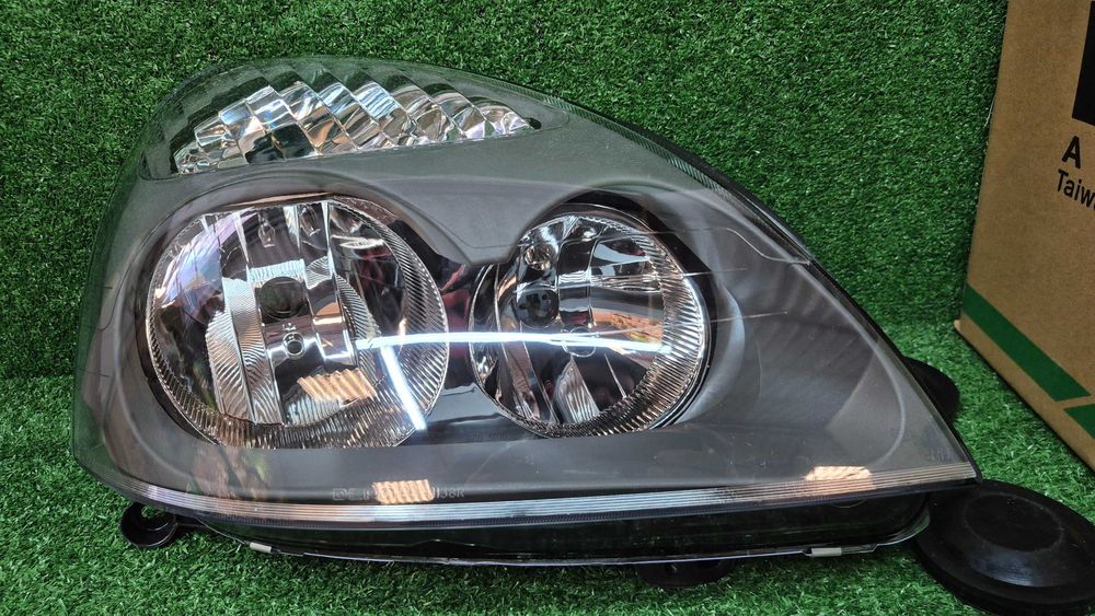 Otica Farol Direito Renault Clio II 2001 a 2004 ref 551-1138R-LDEM6 NOVO