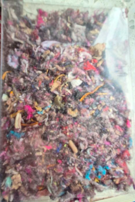 odpady ścinki tekstylne