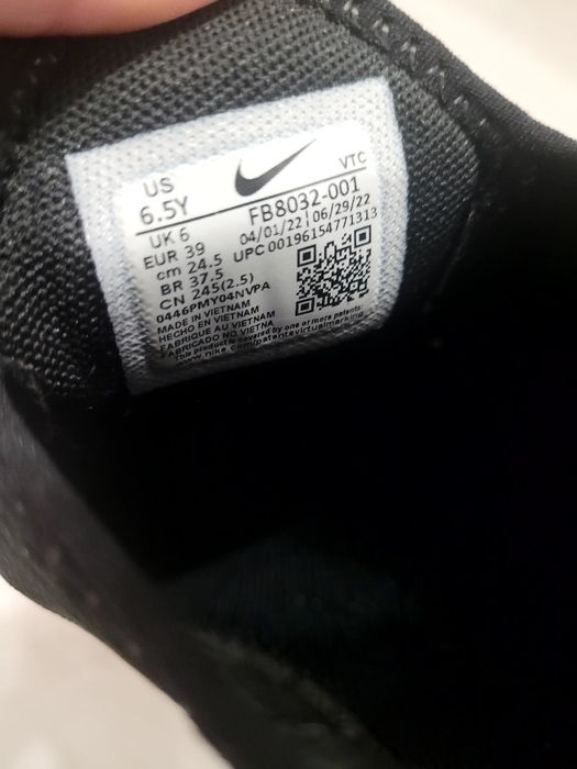 Кроссовки NIKE AIR MAX 270 нові original