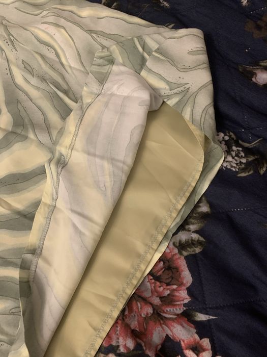 Sukienka letnia, codzienna lub wizytowa.