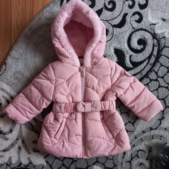 Тепла курточка 68 розмір. Пуховик для дівчинки