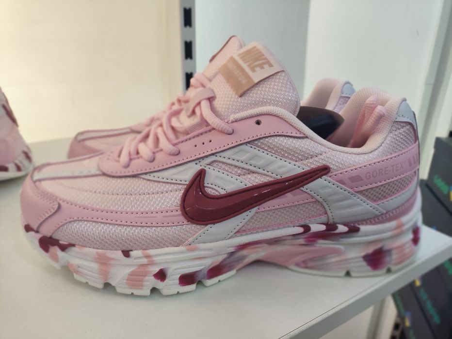 Nike Initiator жіночі