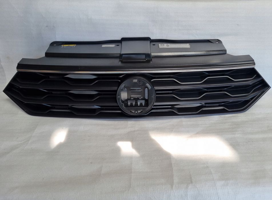 vw t-roc 2ga atrapa grill zderzaka 2ga853651