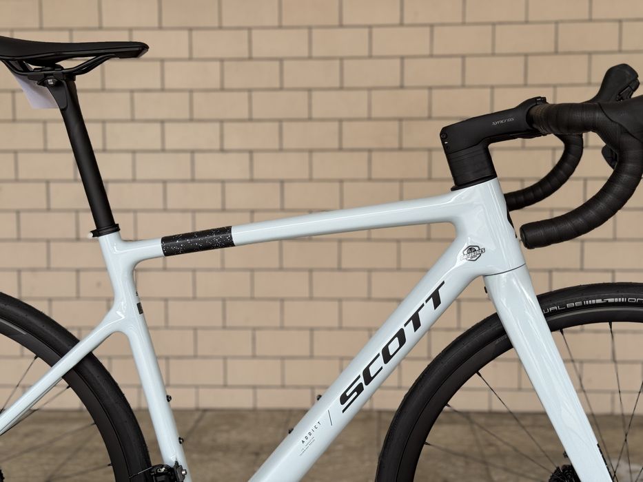 Bicicleta estrada Scott Addict 50 (nova)