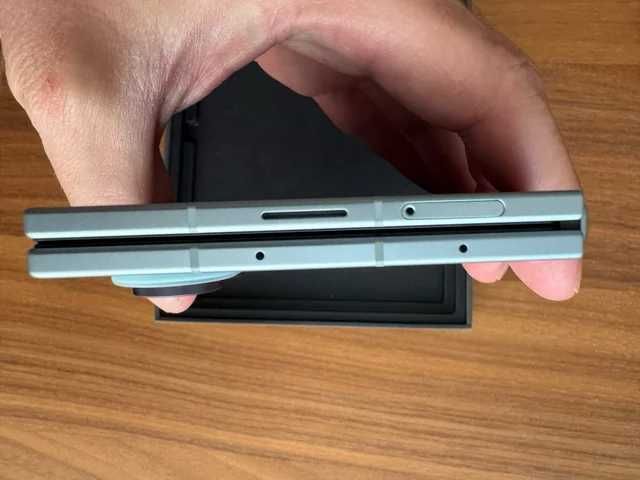 Samsung Z Fold 8 - Troco por Iphone