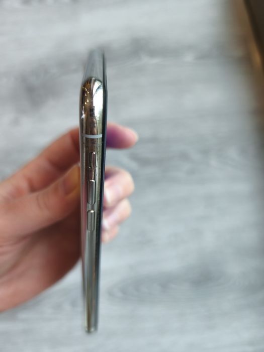 iPhone X branco 256GB