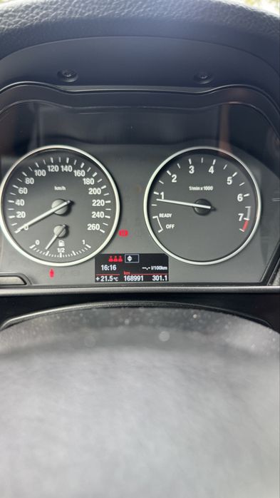 BMW F21 116i branco foto 4