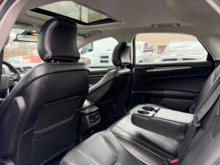 Ford Fusion Energi Titanium      2016