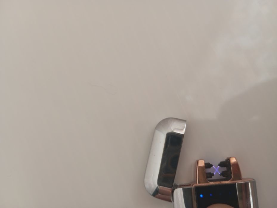 Електронна запальничка