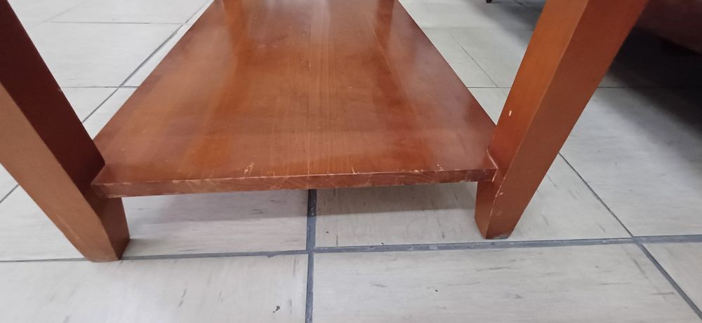 Mesa rectagular de cerejeira