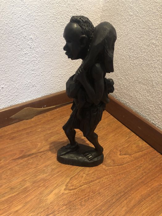 Estatueta Africana