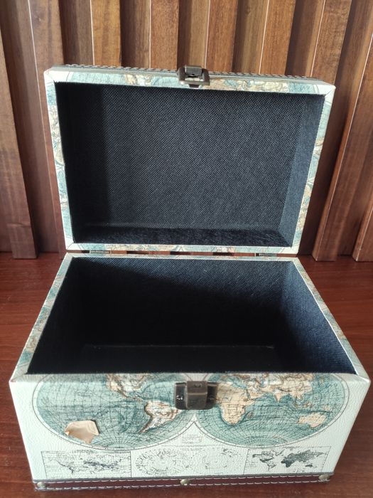 Vendo caixa  viagens