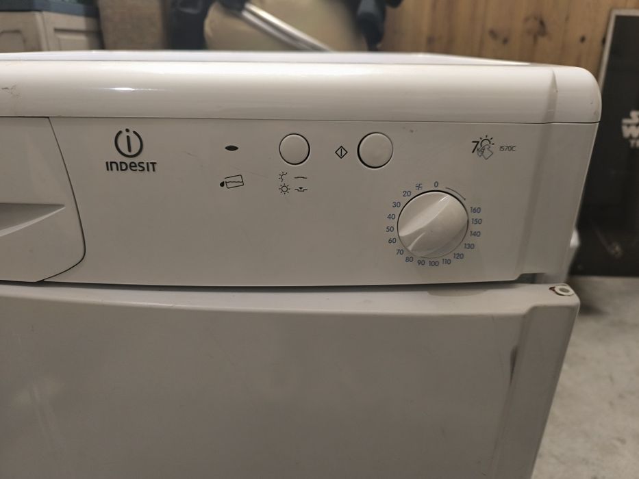 Máquina de Secar Roupa Indesit