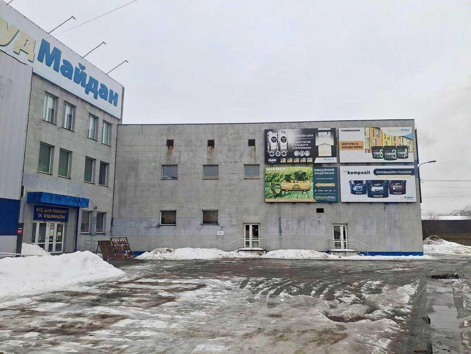 Оренда торгово-офісних приміщень площею 1400 м2 в р-ні вул. Ріпкінська