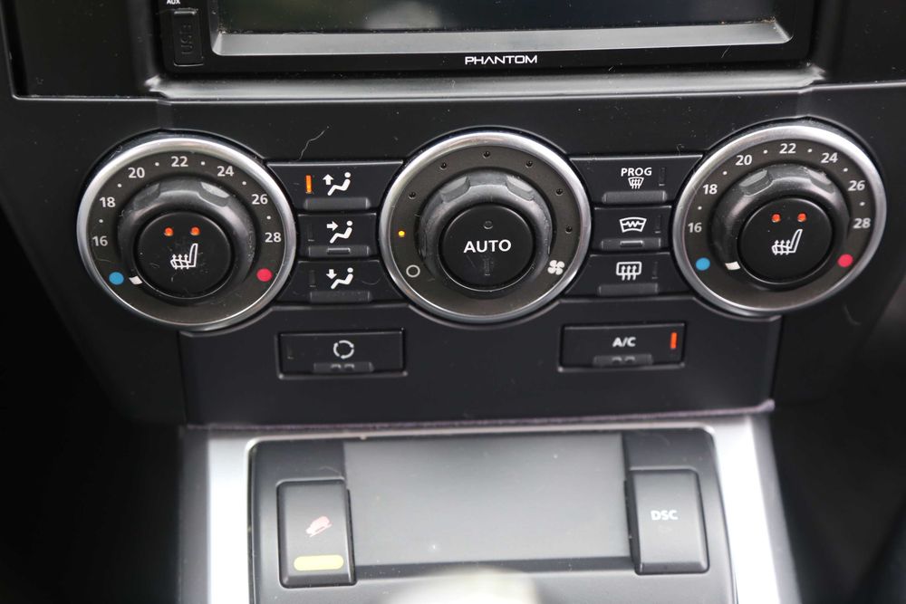Land Rover Freelander  2010 року