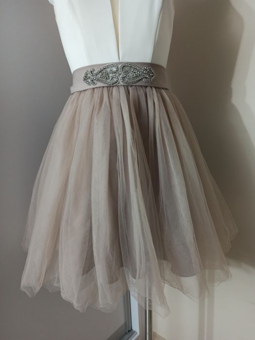 Koktajlowa sukienka Lacoria rozm. XS