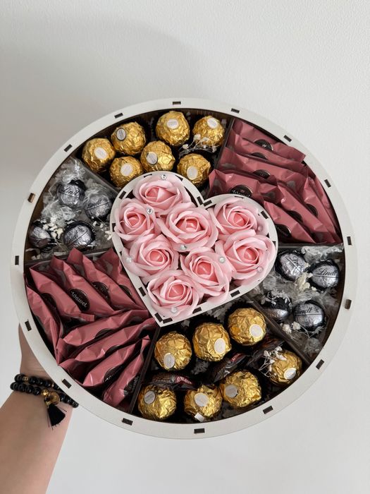 Box prezentowy, gotowy prezent