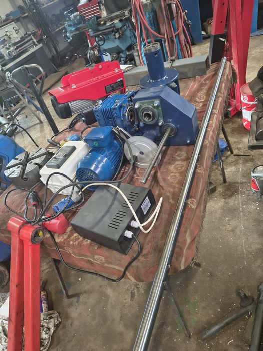 2 wytaczarki mobilne