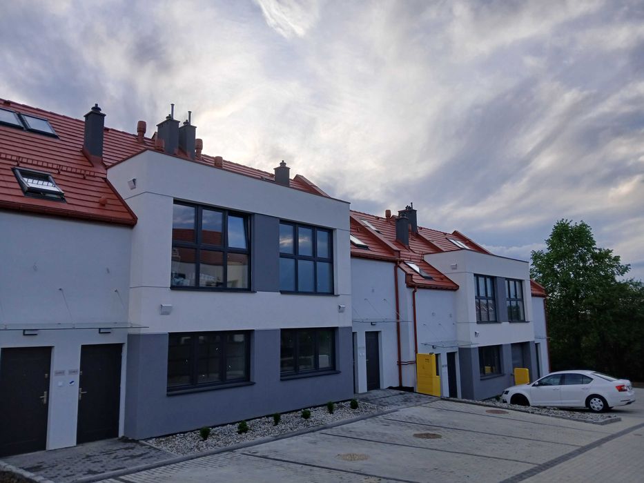 mieszkanie 62m2 | ul. Petrażyckiego | 3 pokoje | ogródek | 2 miejsca parkingowe | bez prowizji