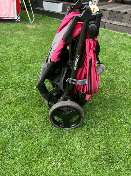 Spacerówka dziecięca baby design.