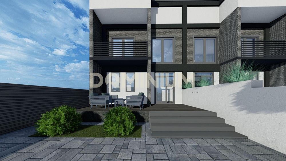 Продається дуплекс у м. Тячів