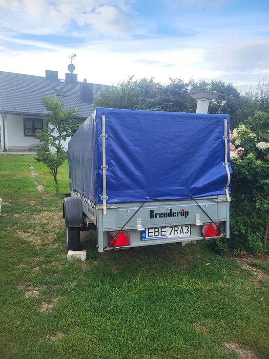 Przyczepka samochodowa