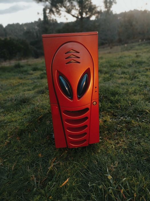 Caixa PC computador gaming "old-school"  (rara)