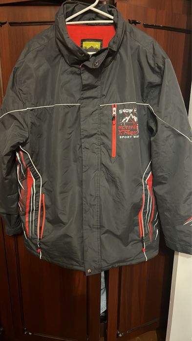 Куртка чоловіча