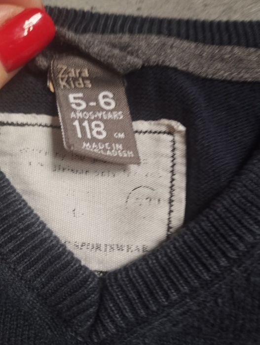 Sweter dziecięcy Zara